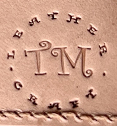 Carved Genuine Leather Card Holder 02